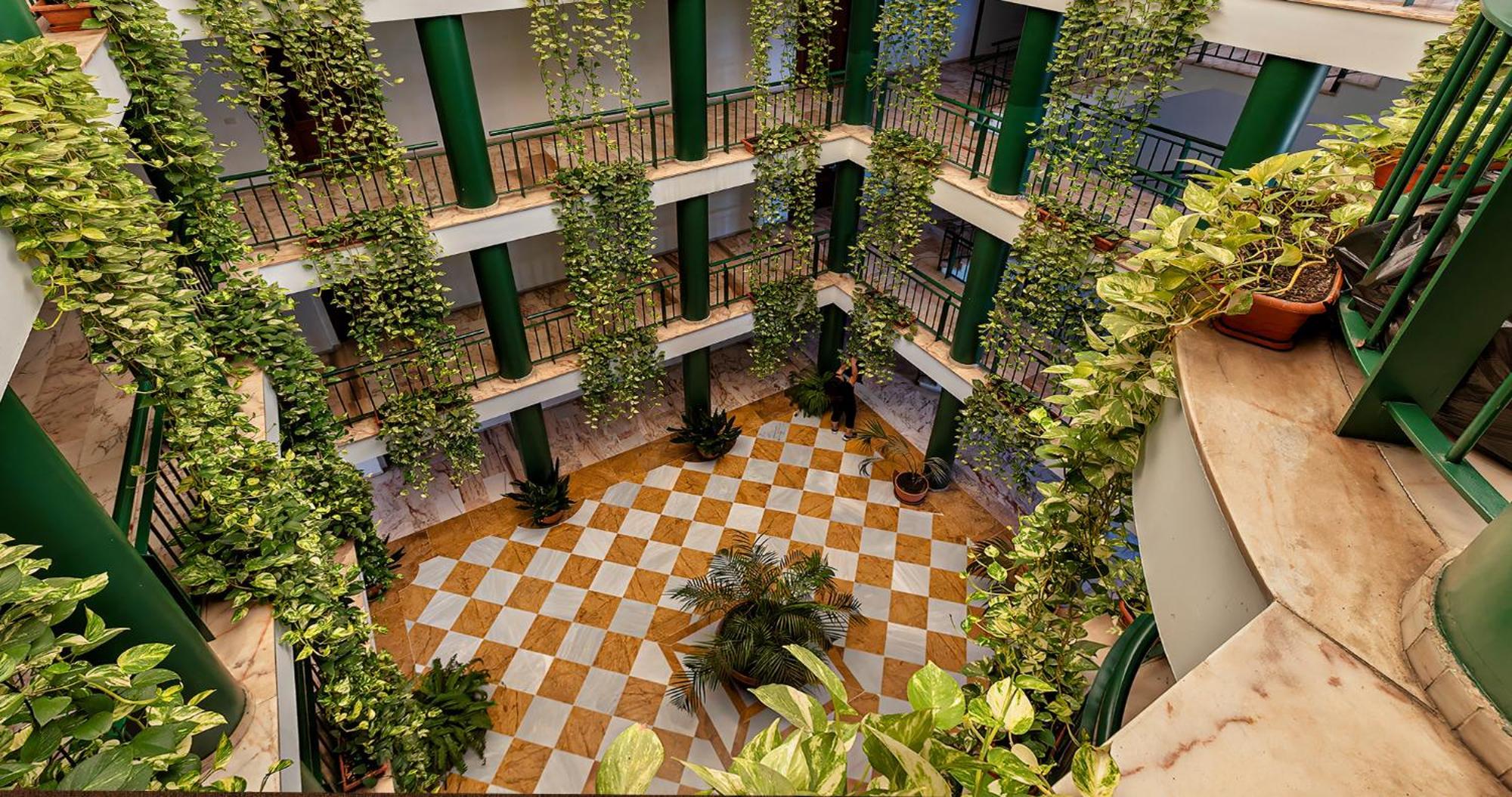 Apartamentos Vertice Bib Rambla, Seville